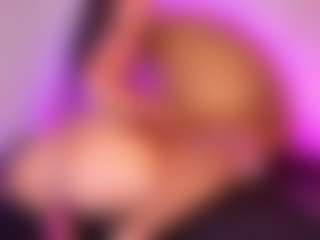 Live cam show with Molly - Ebony Big Tits on CamwithHer