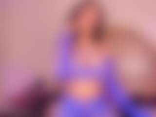 Live cam show with Molly - Tease Ebony on StripNow | colombia