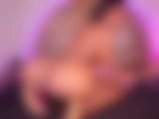 Molly's Live Sex Cam Show