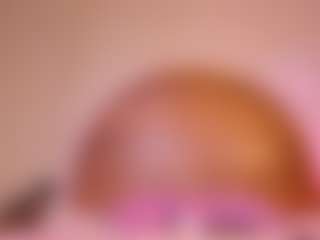 Live cam show with Molly - Black Dildo on CamClone
