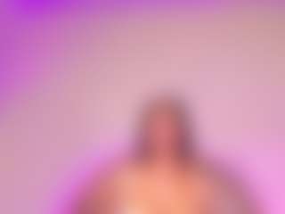 Live cam show with Molly - Big Ass on Camsoda