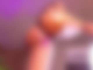 Live cam show with Molly - Fingers on Camsoda
