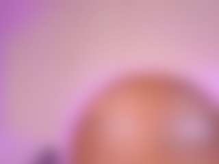 Live cam show with Molly - Fingers on Camsoda
