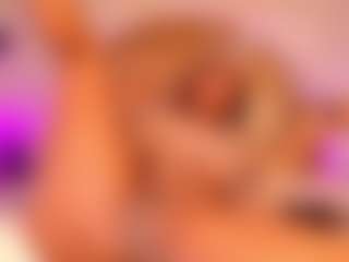 Live cam show with Molly - Orgasm on Camming Site