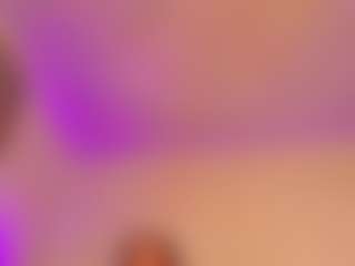 Live cam show with Molly - Shaved Pussy on Camming Site