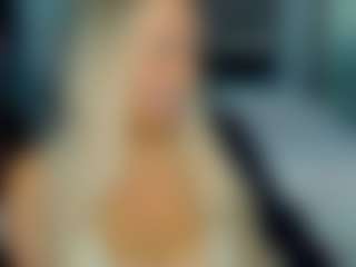 Live cam show with CASSSIDY - Delicious on Camsoda