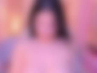 Spettacolo in cam dal vivo con Celeste Rose - Average su Camsoda
