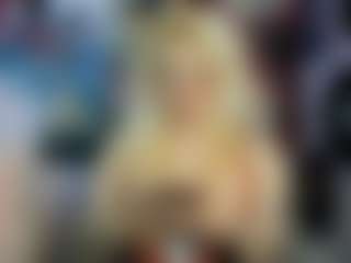 Live cam show with Abril Maria - Spit on SinfulBabes