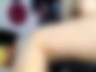 Abril Maria MILF webcam performer live streaming