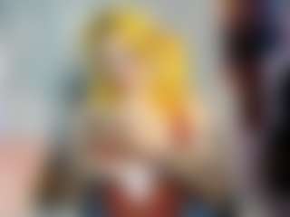 Live cam show with Abril Maria - Blonde Hair on Camsoda