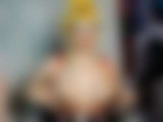 Show de cam en vivo con Abril Maria - Blonde Hair en Camsoda