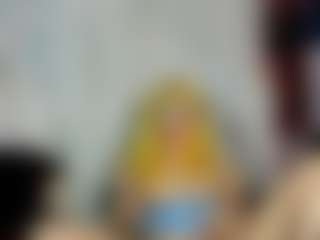 Live cam show with Abril Maria - College on Camiplay Live