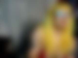 Live cam show with Abril Maria - Blonde Hair College on Camsoda