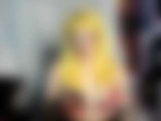 Live cam show with Abril Maria - Blonde Hair College on Camsoda