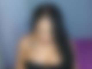 Live cam show with Val - Thick on StripNow