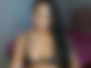 Live cam show with Val - Squirt on SpunkLive