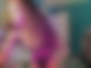 Cecilia Lion's Live Sex Cam Show