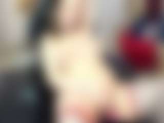 Live cam show with Persephone - Cute on Uber Horny