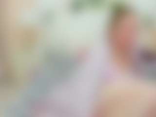 Live cam show with Persephone - BBW on googirlz