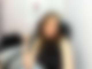 Live cam show with Persephone - College on Camsoda