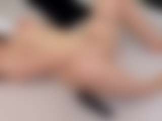Live cam show with Persephone - Bikini on milfzrlive.com