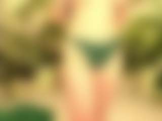 Live cam show with Persephone - Flashing on Fling VIP Chat