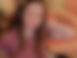Live cam show with Persephone - Strip Curvy on liverealitysex.com