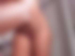 LAURA AMBER's Live Sex Cam Show