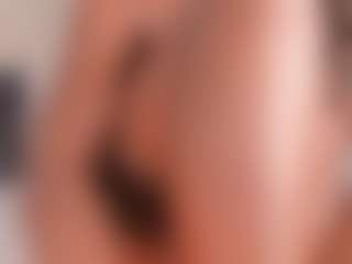 LAURA AMBER's Live Sex Cam Show