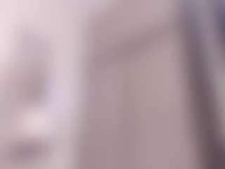 LAURA AMBER's Live Sex Cam Show