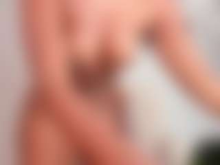 LAURA AMBER's Live Sex Cam Show