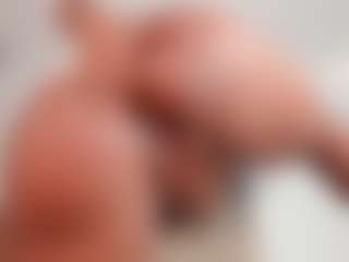 LAURA AMBER's Live Sex Cam Show