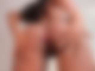 LAURA AMBER's Live Sex Cam Show