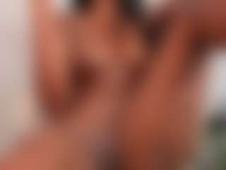 LAURA AMBER's Live Sex Cam Show