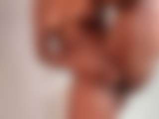 LAURA AMBER's Live Sex Cam Show
