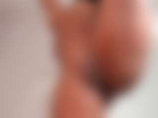 LAURA AMBER's Live Sex Cam Show