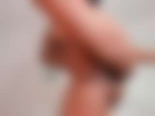 LAURA AMBER's Live Sex Cam Show