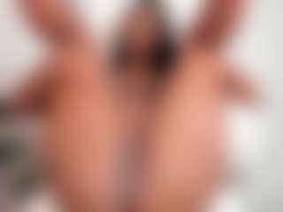 LAURA AMBER's Live Sex Cam Show