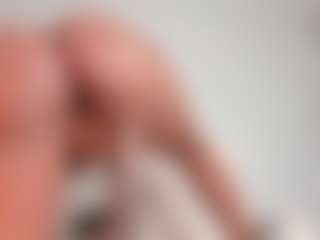 LAURA AMBER's Live Sex Cam Show