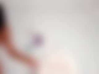 LAURA AMBER's Live Sex Cam Show