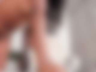 LAURA AMBER's Live Sex Cam Show