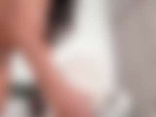 LAURA AMBER's Live Sex Cam Show