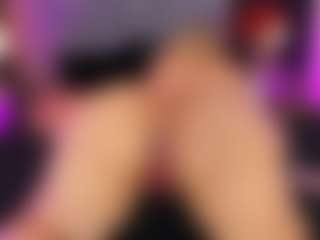 ATINXNAUGTHY's Live Sex Cam Show