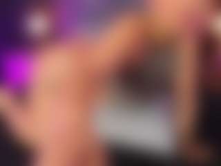 Live cam show with ATINXNAUGTHY - Fingers on Hubzter Live