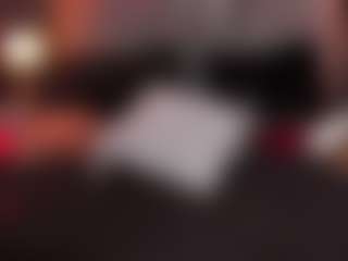 Live cam show with ATINXNAUGTHY - Middle Aged on Latina Girls