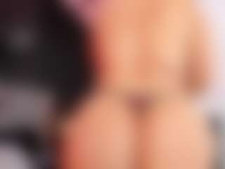 Live cam show with ATINXNAUGTHY - Average on AdultVida.com