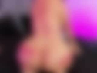 ATINXNAUGTHY's Live Sex Cam Show