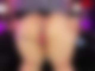 ATINXNAUGTHY's Live Sex Cam Show