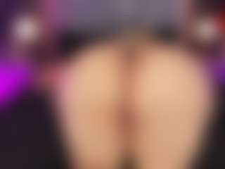 Live cam show with ATINXNAUGTHY - BBW Squirt on SpankPalCams