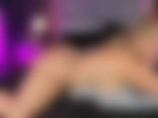 Live cam show with ATINXNAUGTHY - Shaved Pussy on Cam Slut